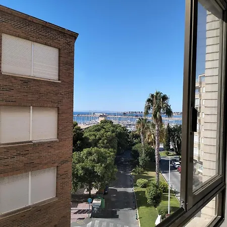 Unique 2-1 Торевьиа